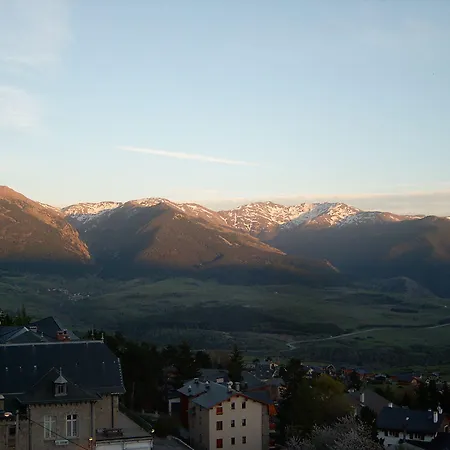 Le Pic De L'ours Aparthotel 4*
