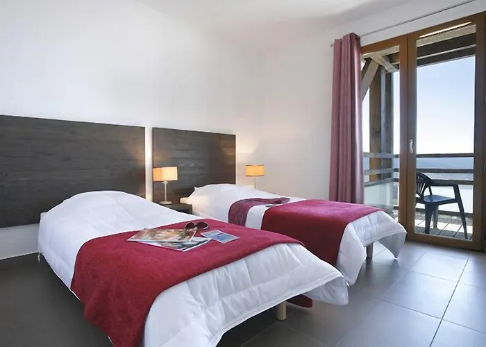 Le Pic De L'ours Font-Romeu-Odeillo-Via